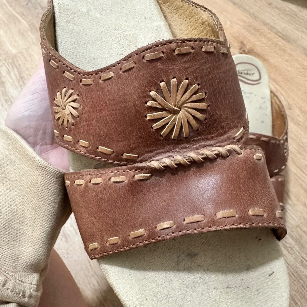Dansko | Brown Leather Whipstitch Sunburst Platform Clog Slide Sandals, EU 39 - Picture 3 of 8